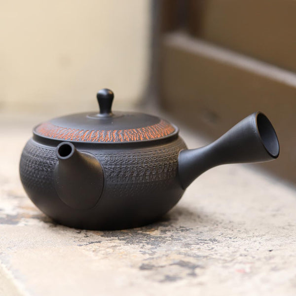 Théière japonaise Kyusu noir/rouge (250 ml)