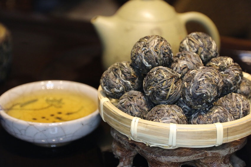 2018 Gedeng Sheng Pu Erh "Dragon Pearl" 革登